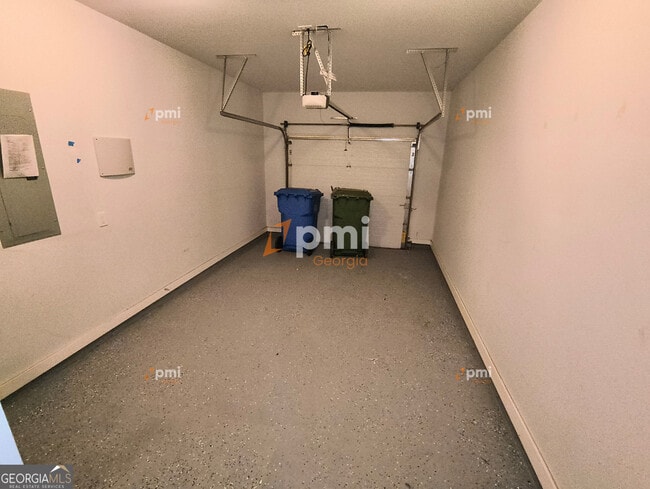 Building Photo - 1778 Maple Walk Cir SW