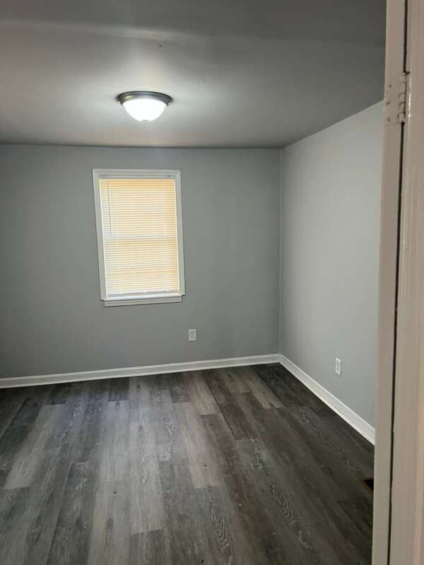 Building Photo - 5038 Westbrook Rd