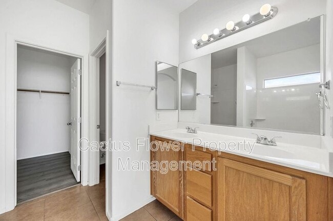 Building Photo - 11679 W Madero Dr