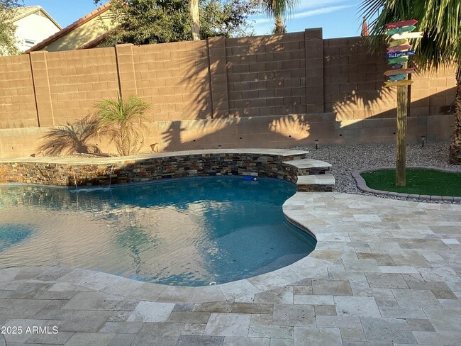 Building Photo - 18696 W Illini St