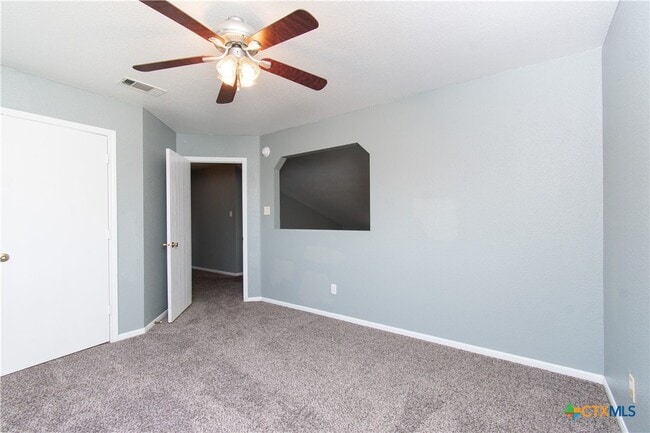 Building Photo - 3808 Sunflower Dr