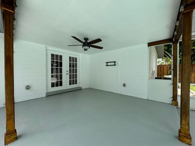 Building Photo - 3/2 Ormond Beach Pool Home