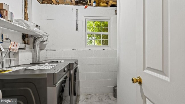 Building Photo - 8903 Waites Way