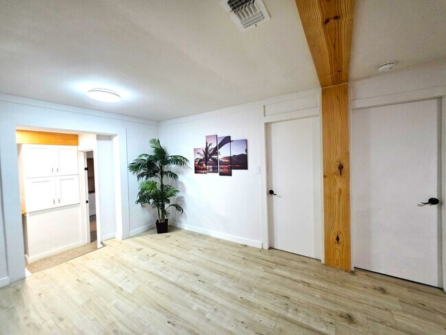 Building Photo - Vero Beach Rentals. Vero Beach Rent, LLC and Property Management Company