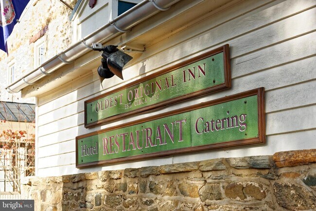 Building Photo - 2211 Hatchers Mill Rd