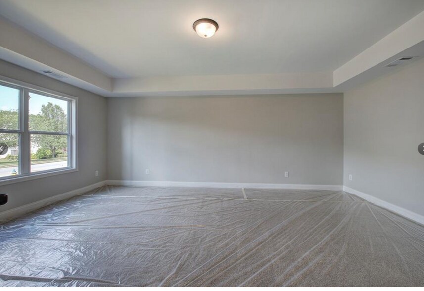 Building Photo - 315 Arbor Cir