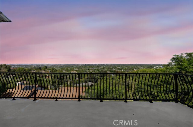 Building Photo - 11393 La Vereda Dr