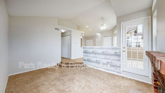 Building Photo - 4760 S Wadsworth Blvd