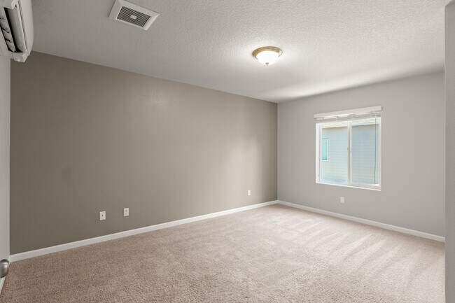 Building Photo - 17222 SW 120th Pl