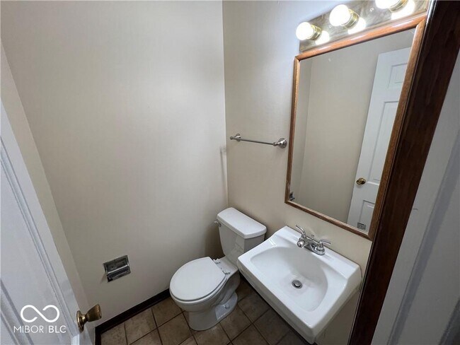 Building Photo - 7340 Steinmeier Dr