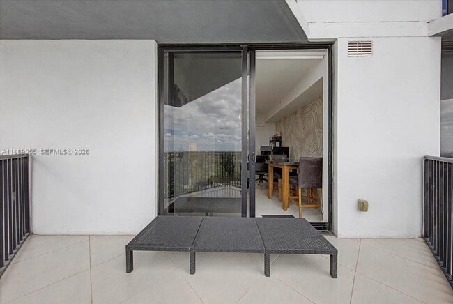 Building Photo - 5252 NW 85th Ave