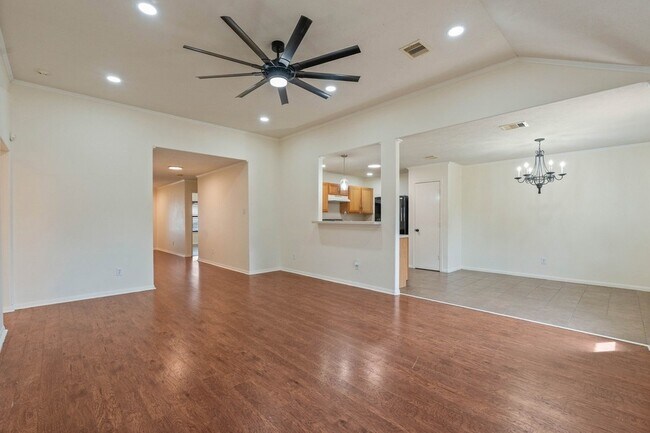 Building Photo - 21523 Juniper Meadows Dr