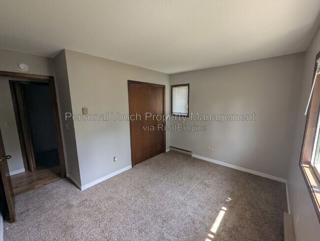 Building Photo - 130 2nd Ave
