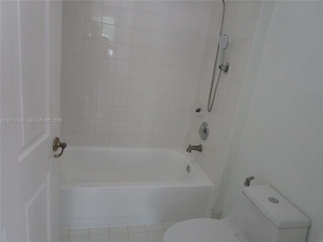Building Photo - 2261 NE 42nd Cir