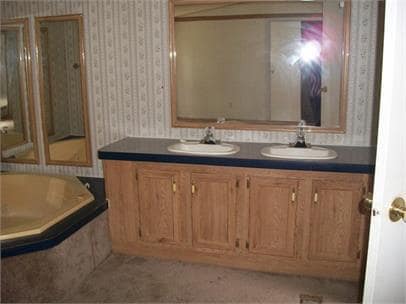 Building Photo - 8697 Wide Rd