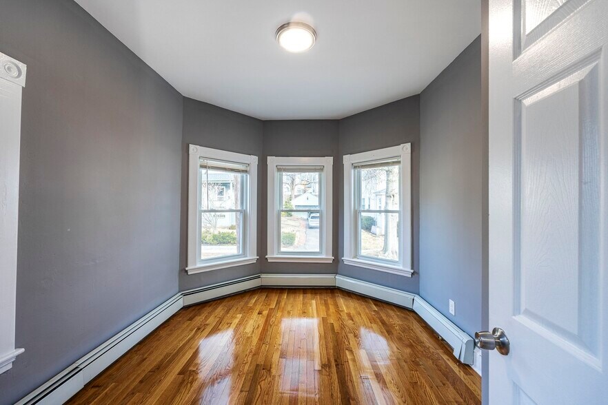 Building Photo - 36 W Highland Ave