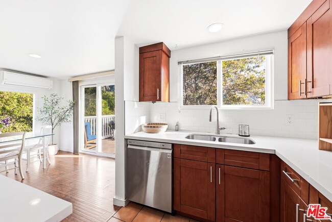 Building Photo - 19511 Sunken Trail