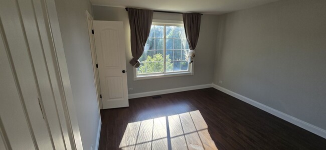 Building Photo - 3122 Cambria Ct
