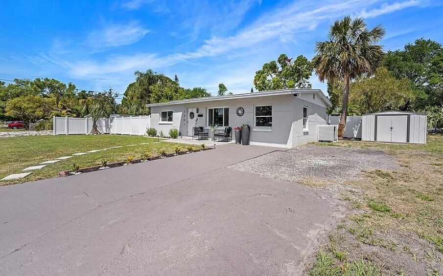 Four car driveway - 7401 35th Ave N