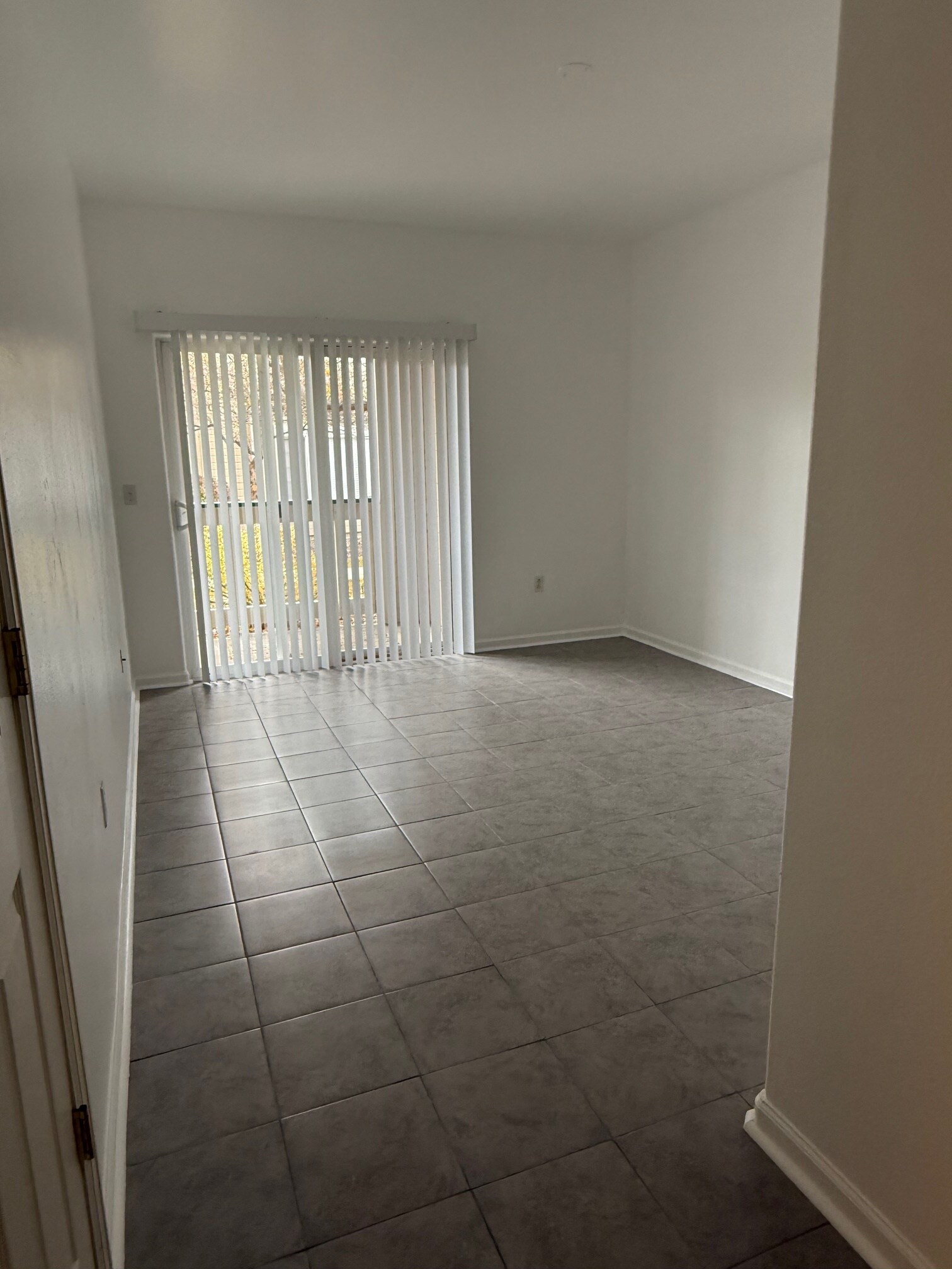 Master Bedroom - 1158 Opal St