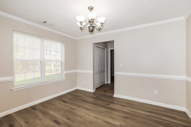 Building Photo - 10900 Hondal Ct