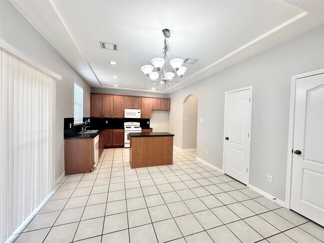 Building Photo - 12310 Warrenwood Dr
