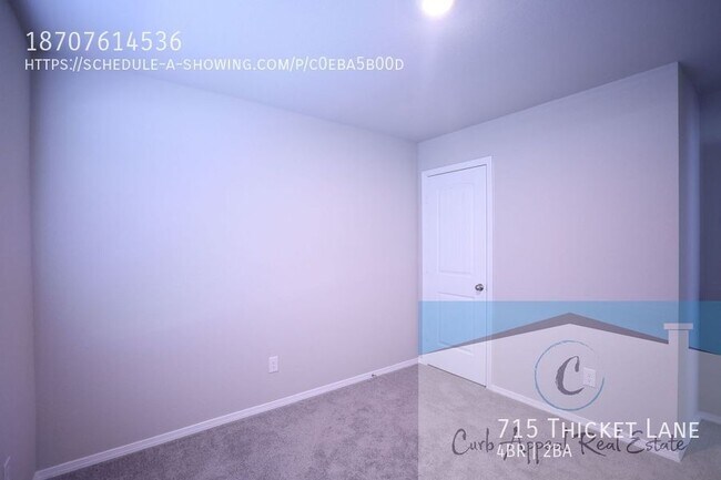 Building Photo - 715 Thicket Ln
