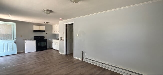 Building Photo - 1110 Charlie Dr