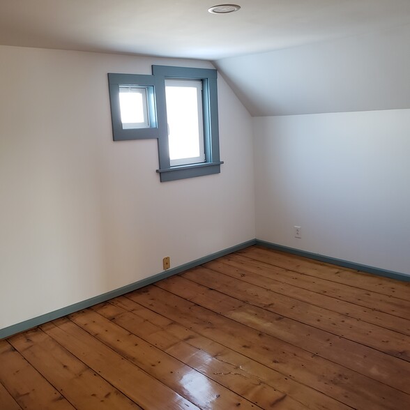 Smaller Bedroom 4/Office (on second floor) - 1101 Heights Rd