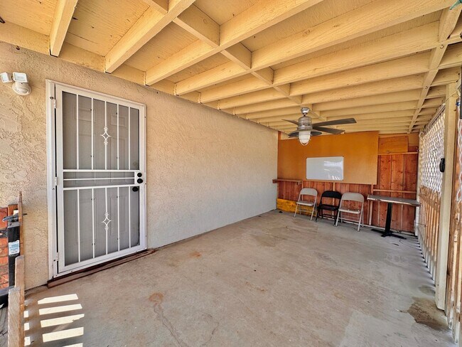 Building Photo - 27390 Alessandro Blvd