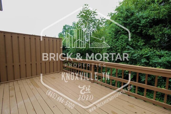 Building Photo - 4045 Heather Ct NW