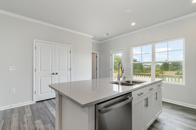 Building Photo - 2216 Terrawood Dr