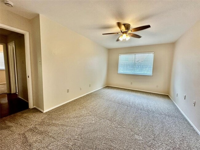 Building Photo - 11612 Fruitwood Pl