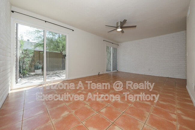 Building Photo - 5701 E Glenn St