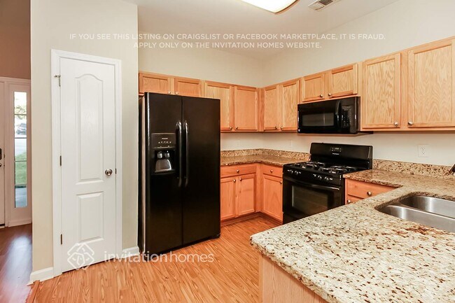 Building Photo - 3021 Leatherleaf Tr