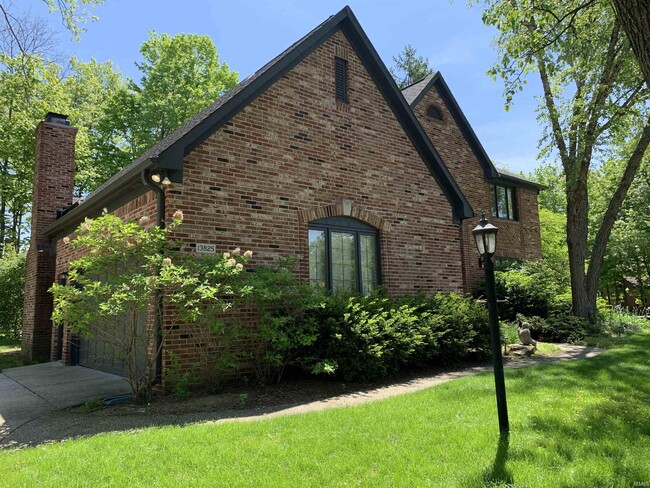 Building Photo - 18325 Forest Terrace