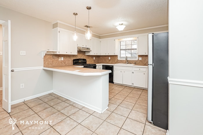 Building Photo - 316 Helmsley Dr