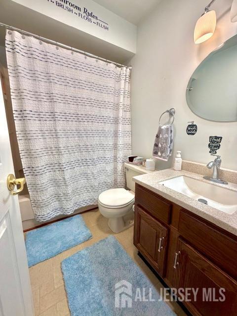 Building Photo - 32 Dogwood Dr