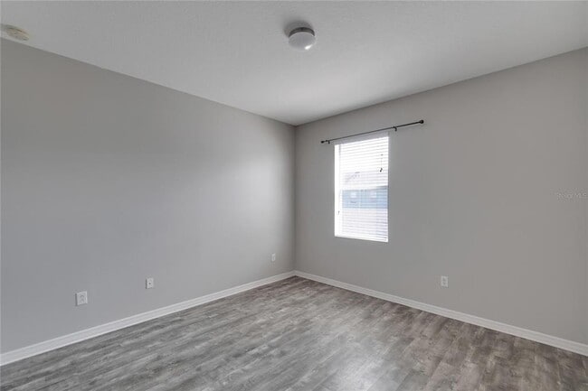 Building Photo - 7322 S Trask St