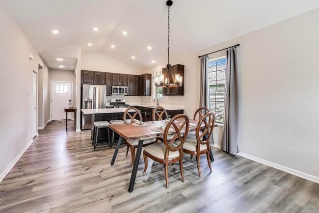 Building Photo - 1101 Black Cherry Dr