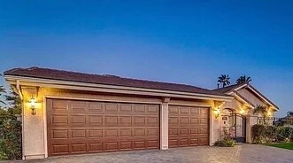 Building Photo - 3542 Avenida Amorosa
