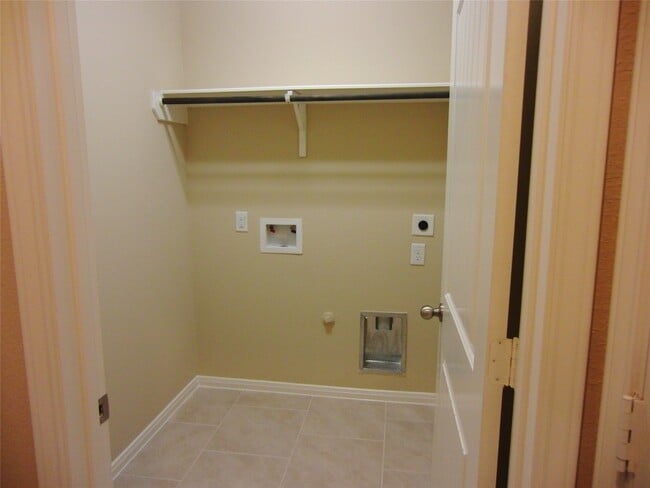 Building Photo - 5507 Claymore Meadow Ln