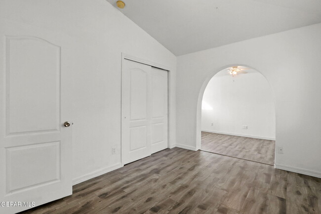 Building Photo - 636 Paseo Hermoso Dr