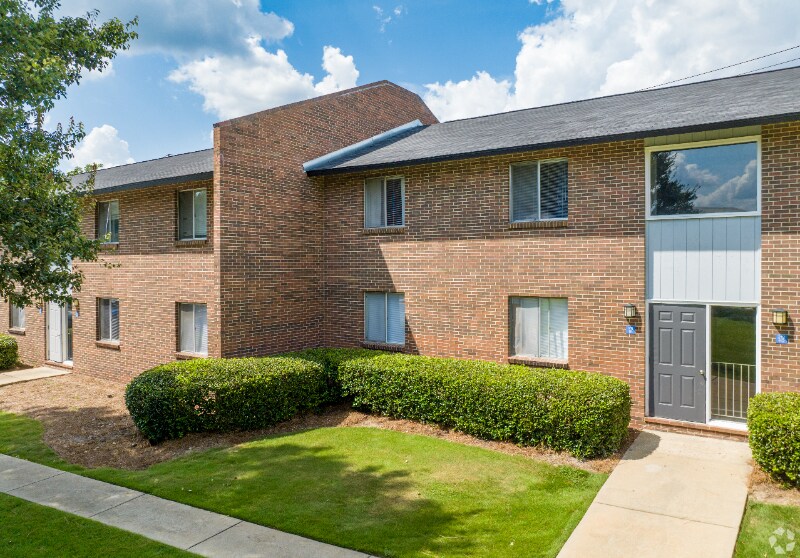 Building Photo - 100 Lockwood Ct