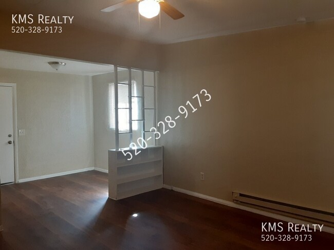 Building Photo - 1 Bed / 1 Bath - OWNER/AGENT