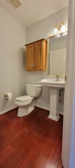 Building Photo - 13606 Saddlecreek Dr