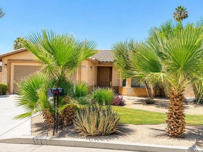 Building Photo - 74220 El Cortez Way