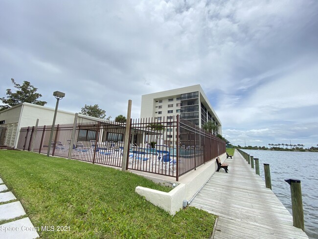 Building Photo - 200 S Sykes Creek Pkwy