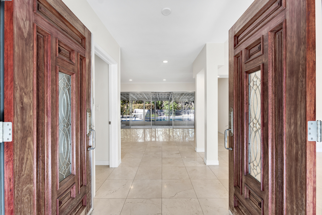 Building Photo - 4615 Arriba Dr