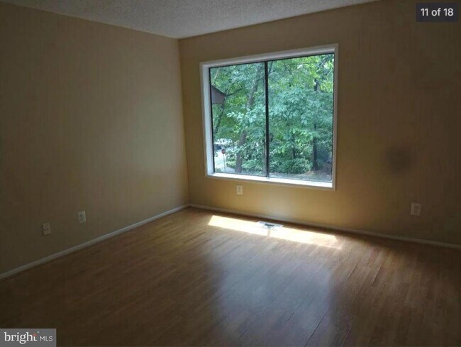 Building Photo - 2172 Cartwright Pl